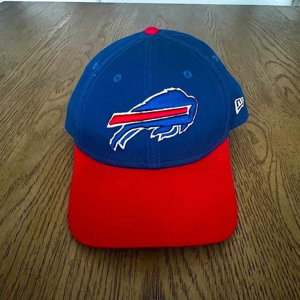Buffalo Bills New Era 9Forty Adjustable Strapback trucker Hat Blue Red NFL